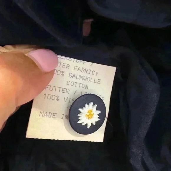 Sportalm designer Vintage Velvet navy blue Austrian make jacket. Fully … - Picture 2 of 9